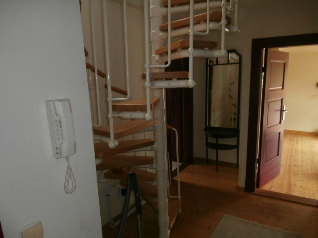 Ferienwohnung Saaleblick Halle  Buitenkant foto